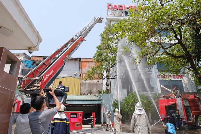 CADI-SUN tập huấn phòng cháy chữa cháy, nâng cao kỹ năng ứng phó cho CBNV